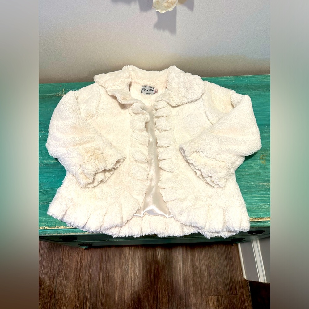 Girls faux fur jacket
